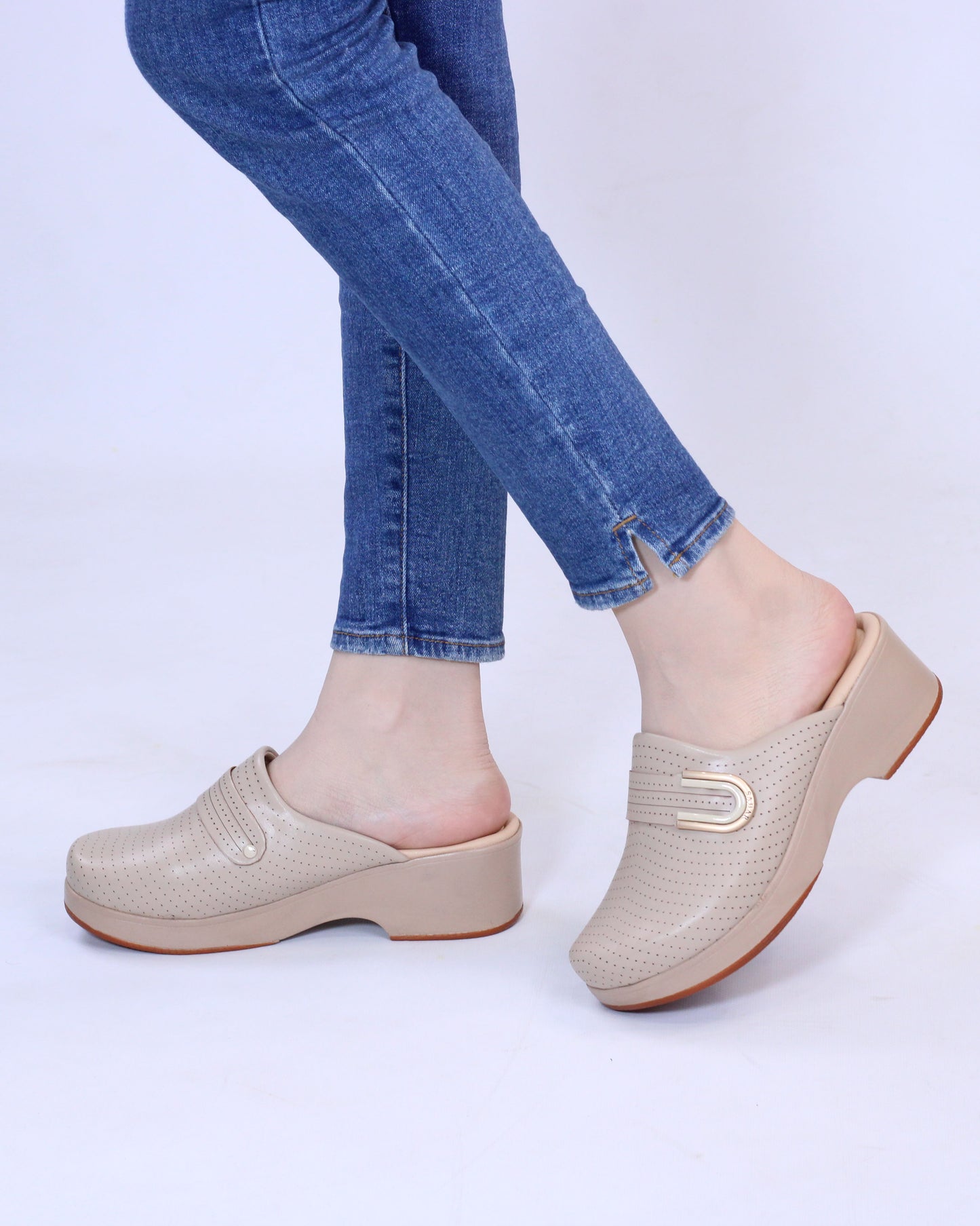 SAB FEM YZ158